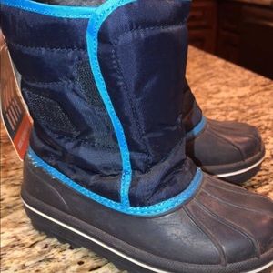 NWT Children’s Place snow boots